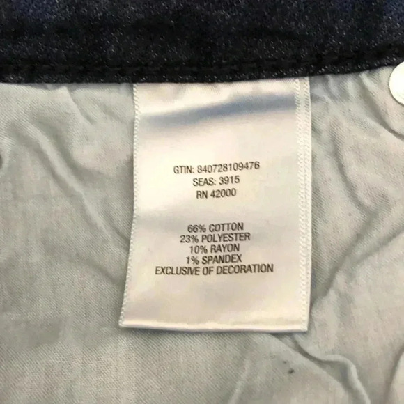 🆕Adam Levine Mid-Rise Straight Fit Patch Jeans 1/2🆕 - Picture 8 of 8